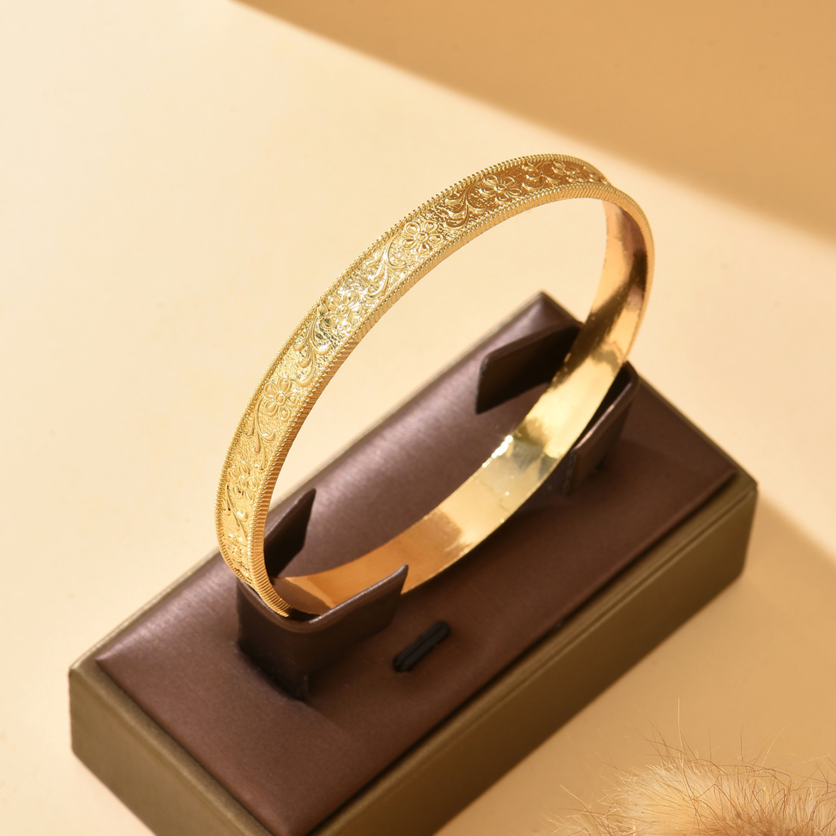 Men Accessories For Wrist - Golden Bride Hand Accessory with Carved