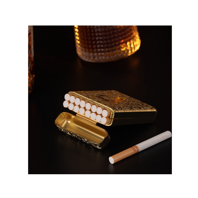 New retro Carving Metal 20 16  - Men'S Accessories Case 评论和价格